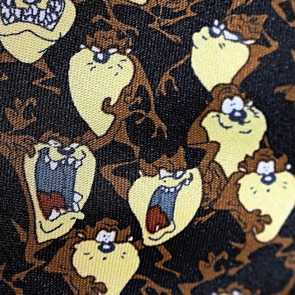 Tasmanian Devil Tie - Picture 2 of 5